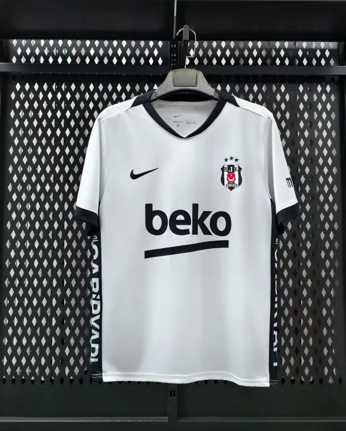 Beşiktaş JK Man Home Jersey 26/27