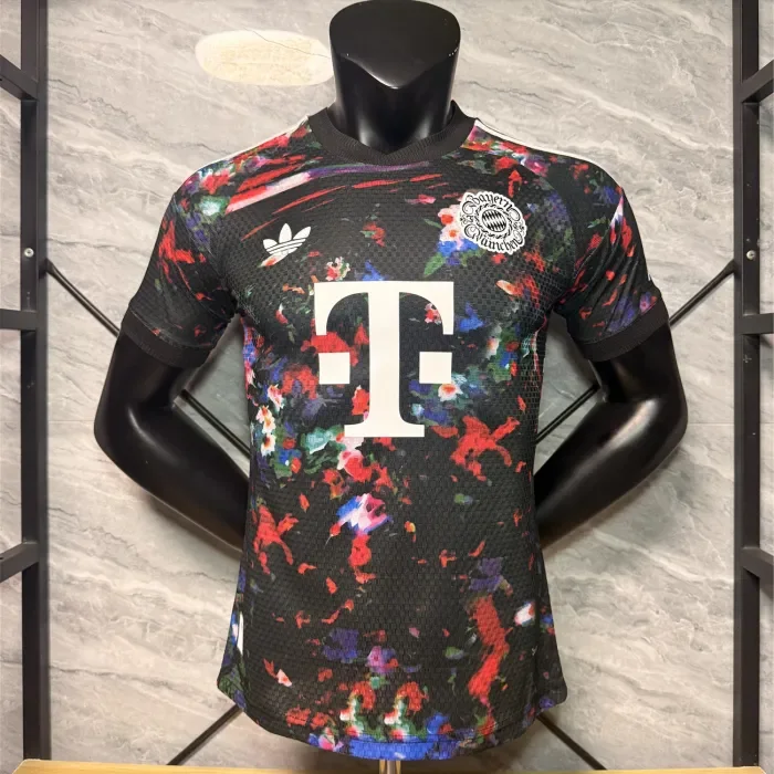 Bayern Munich Oktoberfest Player Jersey 26/27