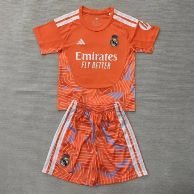 Real Madrid Yellow Goalkeeper Men Jersey Suit 26/27