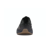 Boost 700 “Utility Black” Low-top chunky sneakers, black (unisex, sizes 36–49)
