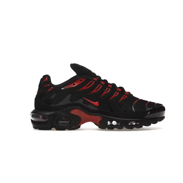 Air Max Plus Low-Top Running Shoes, Black/Red (Men's, Sizes 36–49)