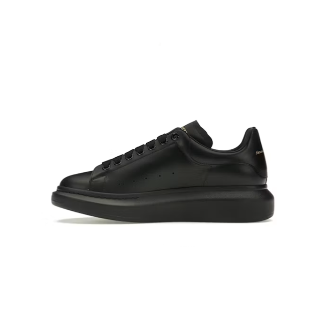 Oversized Sneaker – Black Platform Low-Top (Unisex, Sizes 36–49)
