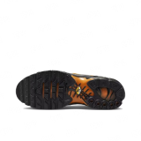 Air Max Plus Low-Top Running Shoes, Black/Orange (Men's, Sizes 36–49)