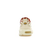 Air Max Plus Low-Top Lifestyle Shoes, White/Red (Unisex, Sizes 36–49)