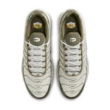 Air Max Plus Low-Top Lifestyle Shoes, Light Bone/Neutral Olive (Unisex, Sizes 36–49)