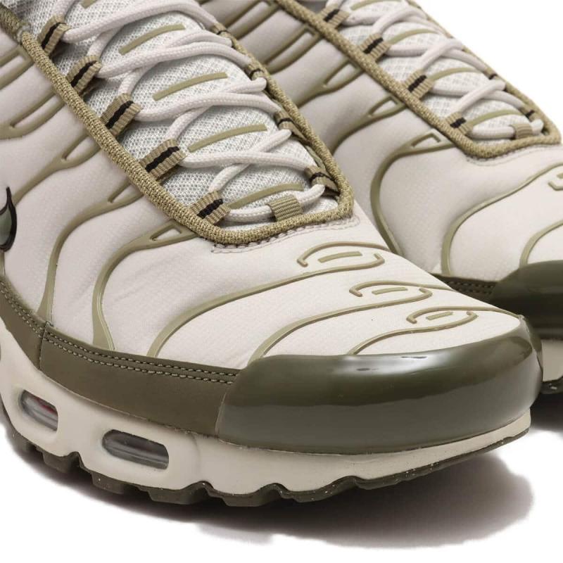 Air Max Plus Low-Top Lifestyle Shoes, Light Bone/Neutral Olive (Unisex, Sizes 36–49)