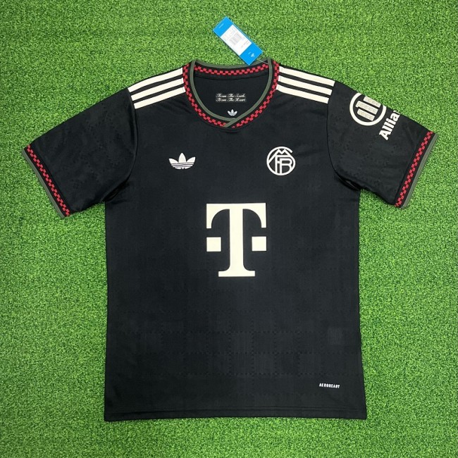 25/26 bayern munich away football jersey