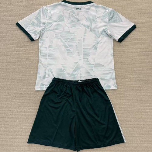 25/26 Ireland Away kids kit