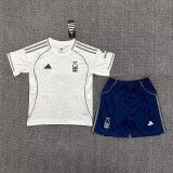 25/26 Nottingham Forest Away kids kit