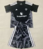 26/27 Manchester United goalkeeper Adult Set