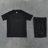 26/27 Liverpool kids Short sleeve training suit black