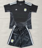 26/27 Aston Villa goalkeeper Adult Set black