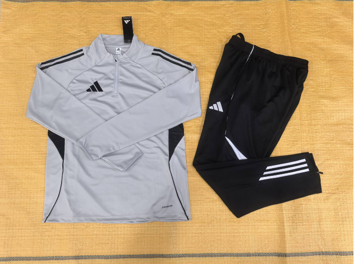 26/27 Adidas kids training suit grey