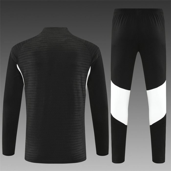 25/26 Liverpool Adult training suit black