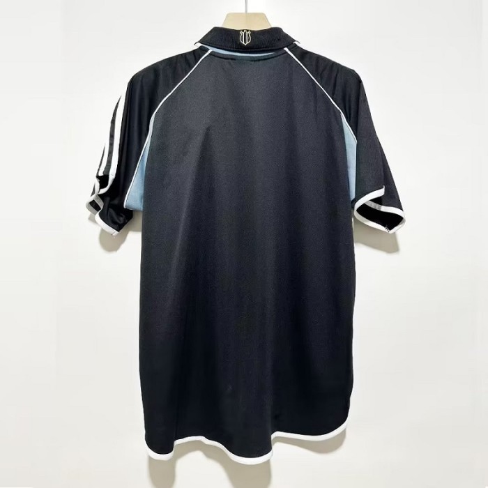 Retro 00/01 Newcastle United Away