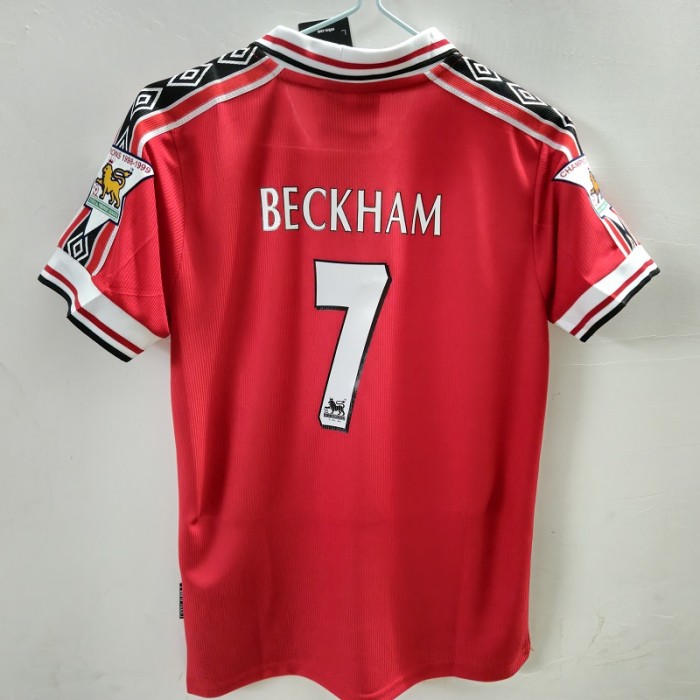 Retro 1998 Manchester United home kids kit