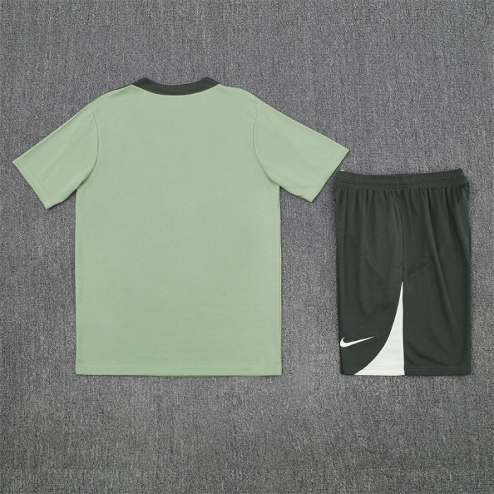 25/26 Chelsea kids short sleeved training suit light green