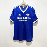 Retro 82\83 Manchester United third