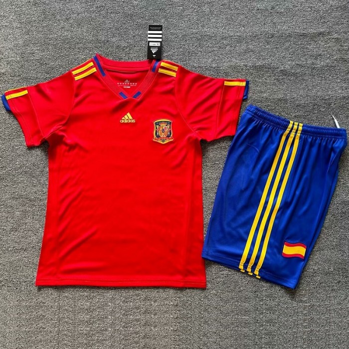 Retro 2010 Spain home kids kit
