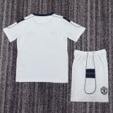 Retro 00/01 Manchester United Away kids kit