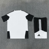 26/27 Juventus kids Short sleeve training suit white