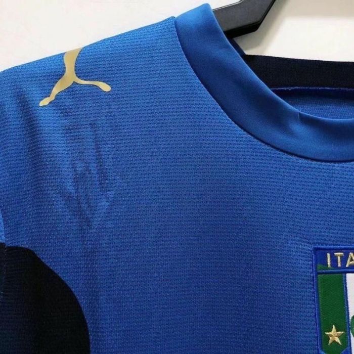 Retro Italy 2006 home