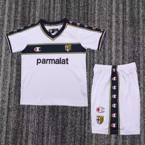 Retro 02/03 Parma home kids kit