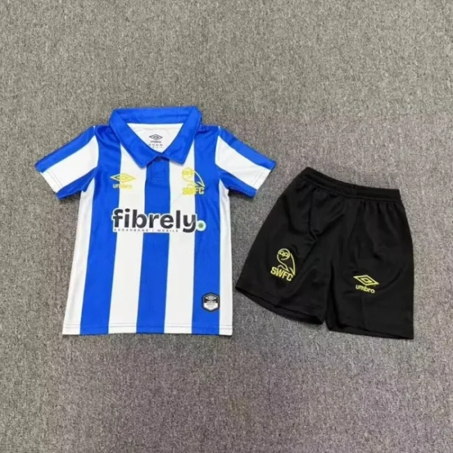 26/27 Sheffield Wednesday home kids kit