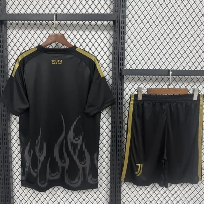 26/27 Juventus third Adult set