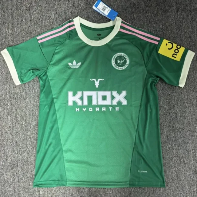 26/27 Newcastle United goalkeeper green