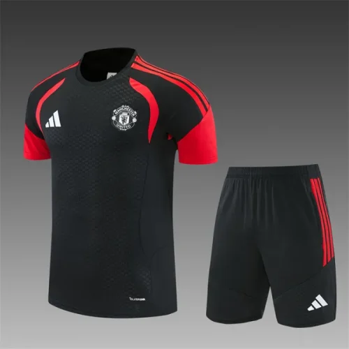 26/27 Manchester United Short sleeve training suit black