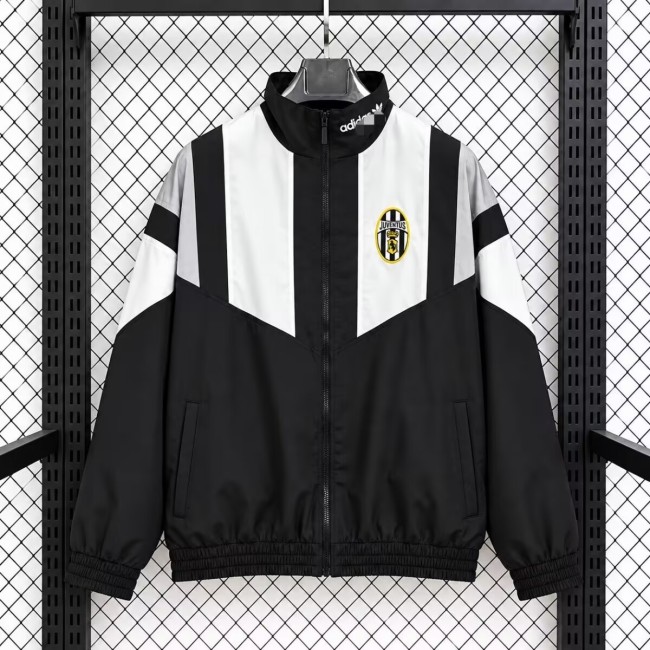 26/27 Juventus vintage trench coat