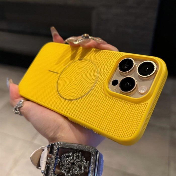 For iPhone 16 Pro Max 15 14 13 12 11 XR XS Phone Cover Heat Dissipation Magnetic Hollow Breathable Case