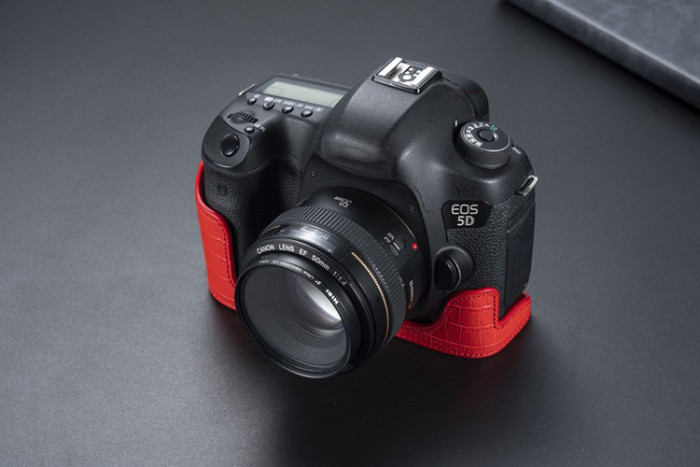 For Canon 5D4 6d2 5D3 5Dsr 6d Camera Base Bag Leather Case cover shell black red