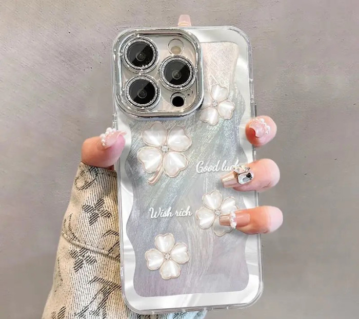 For iPhone 17 Air 17 Pro Max 16 15 14 13 12 11 Phone Case Four-Leaf Clover New