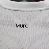 2010-2011 Man Utd UCL Version Away White Retro Soccer Jersey(胸前决赛字)