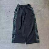 Minimally loose and personalized casual pants