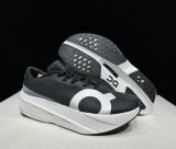 Breathable soft soled casual running shoes