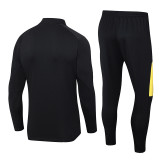 2024 JOM Black Half Pull Tracksuit (半拉链)