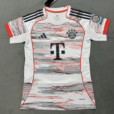 25-26 Bayern Away Women Soccer Jersey(女)