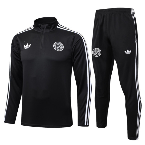 2025-26 Germany Black Half Pull Tracksuit #B2579(半拉链）