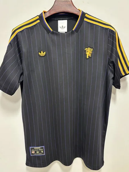 25-26 Man Utd Black Casual Edition Fans Training shirts