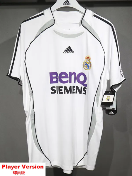 2006-2007 RMA Home Player Version 球员 Retro Soccer Jersey