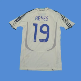 2006-2007 RMA Home Player Version 球员 Retro Soccer Jersey