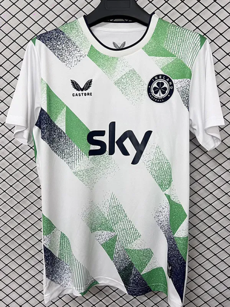 26-27 Ireland Away Fans Soccer Jersey