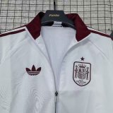 26-27 Spain White Windbreaker