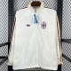 26-27 Spain White Windbreaker