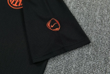 26-27 INT Black Short shirts and Long trousers Suit (圆领)