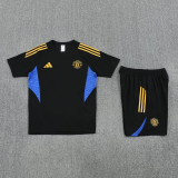 25-26 Man Utd Black Training Short Suit