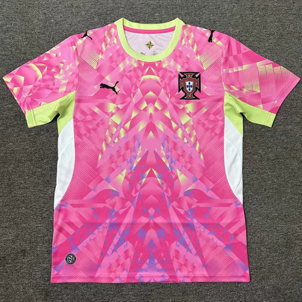 26-27 Portugal Pink Special Edition Fans Training shirts (黑标)